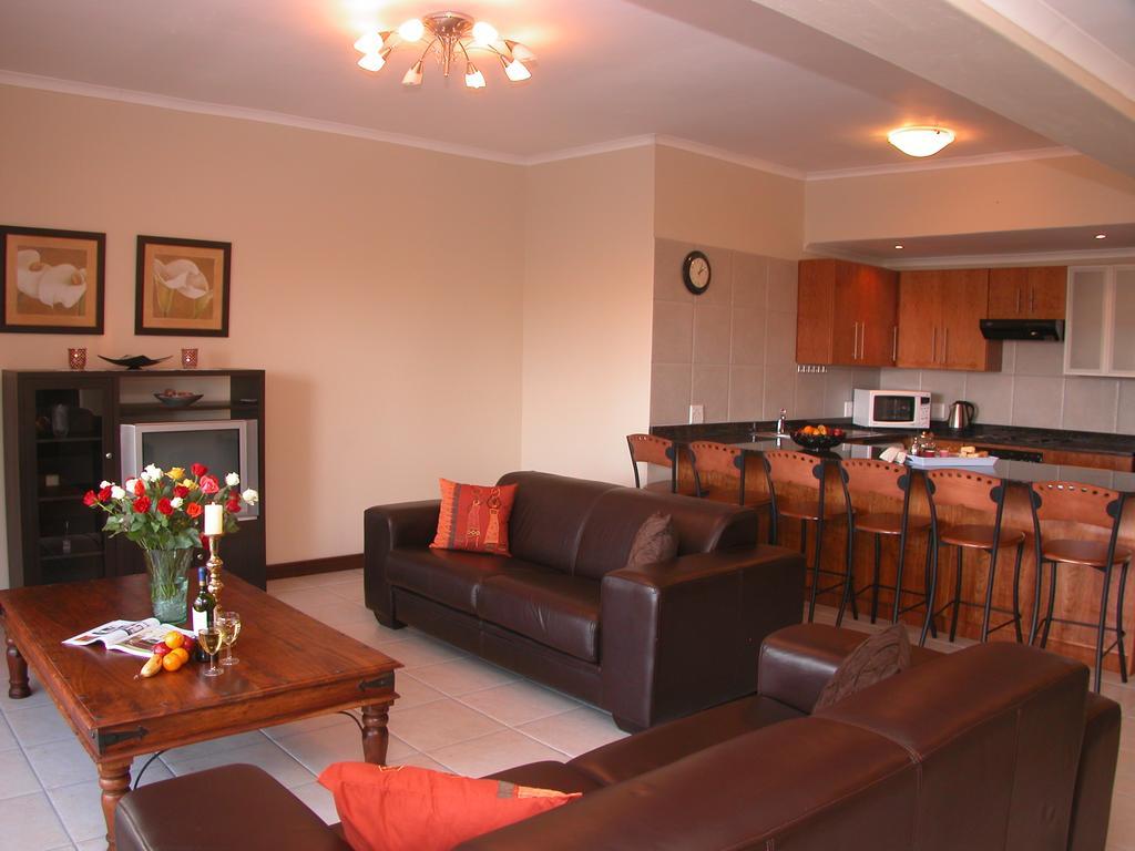Keret Accommodation Bellville Exterior foto